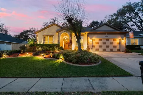 2071 Applegate Dr, Ocoee, FL 34761