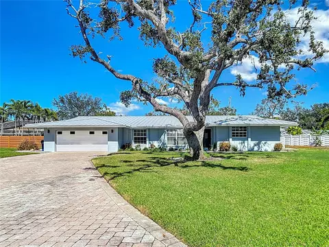 7525 Sundial Ter, Sarasota, FL 34231