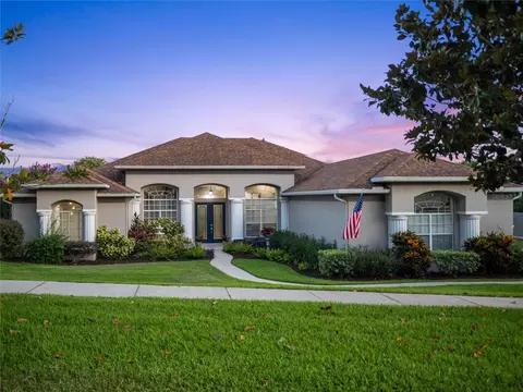 16344 Magnolia Bluff Dr, Montverde, FL 34756