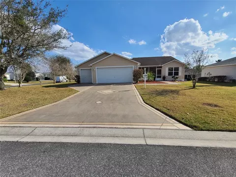 1380 Red Ash Pl, The Villages, FL 32162