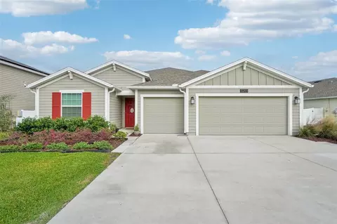 5269 Red Coral Cir, Mount Dora, FL 32757