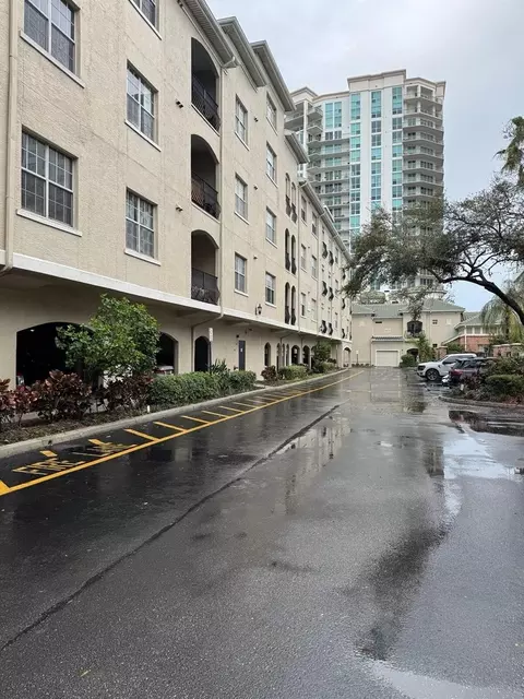 501 Knights Run Ave #2106, Tampa, FL 33602