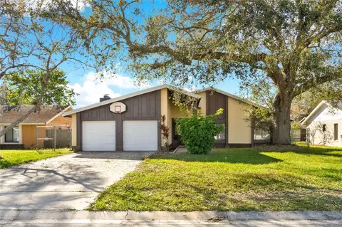 10 Trophy Ln, Kissimmee, FL 34759