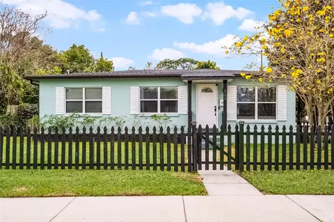 864 Naples Dr, Orlando, FL 32804