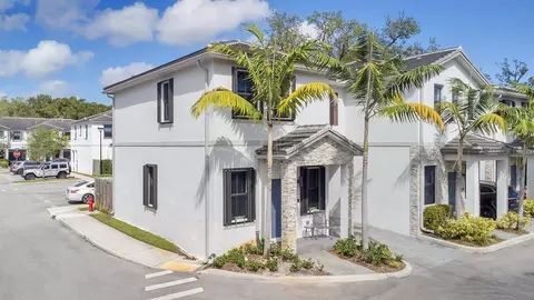 1543 SW 29th St, Fort Lauderdale, FL 33315