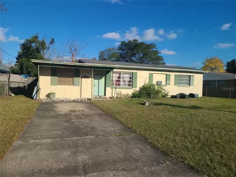 1215 Marie Ave, Apopka, FL 32703
