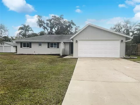 1827 E Leewynn Dr, Sarasota, FL 34240