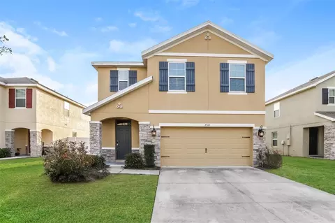 2303 Ashberry Ridge Dr, Plant City, FL 33563