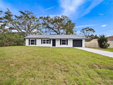 1625 Victory Palm Dr, Edgewater, FL 32132