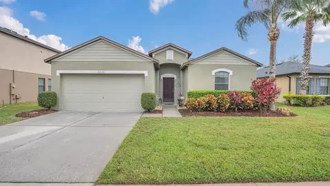 2233 Tulip Valley Pt, Sanford, FL 32771