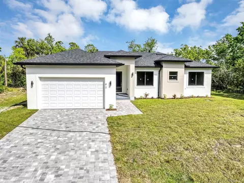 82 Venango St, Port Charlotte, FL 33954