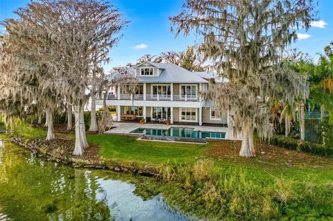 2118 Lake Dr, Winter Park, FL 32789