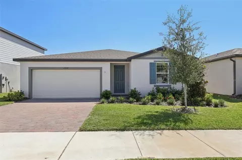 2377 White Tail St, Davenport, FL 33837