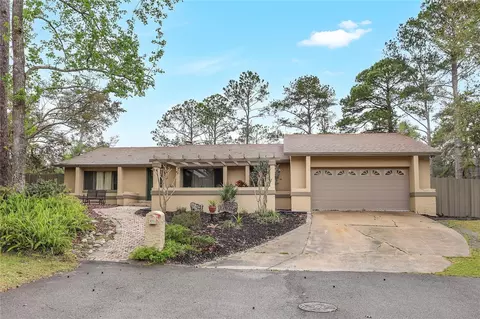811 Gatehouse Dr, Winter Springs, FL 32708