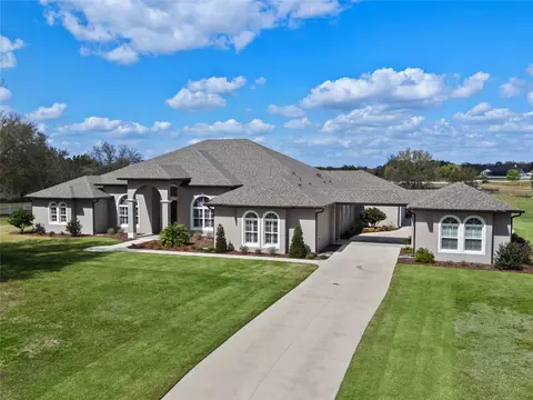 15523 Trotting Horse Ln, Tavares, FL 32778