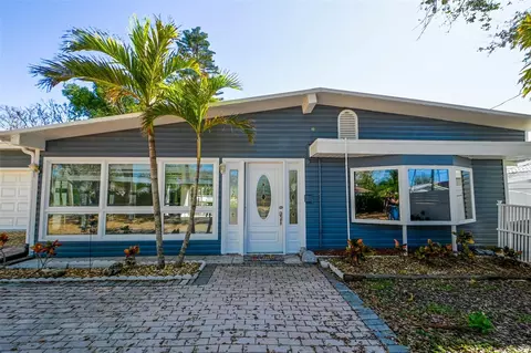 10952 61st Ave, Seminole, FL 33772