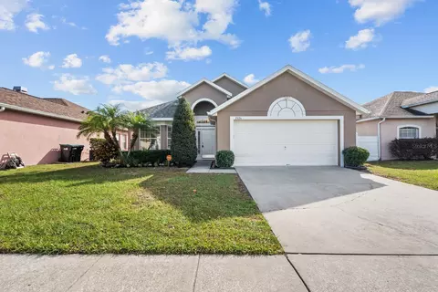 2524 Monaco Cove Cir, Orlando, FL 32825