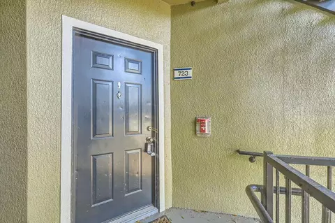 6029 Westgate Dr #723, Orlando, FL 32835