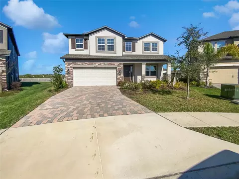 38133 Shale Stone Ct, Zephyrhills, FL 33540