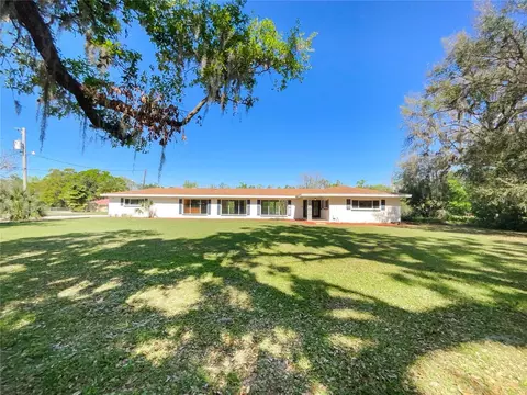 915 Oak Ln, Lakeland, FL 33811