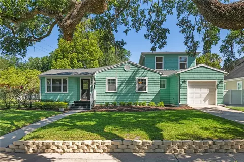 1111 Guernsey St, Orlando, FL 32804