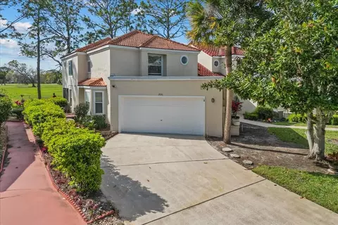 2630 Albion Ave, Orlando, FL 32833