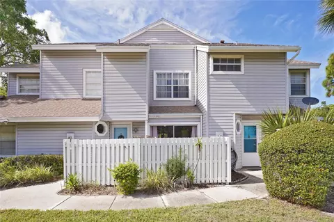 727 Fairway Dr, Melbourne, FL 32940
