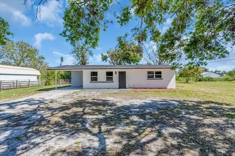 5417 1st St, Bradenton, FL 34203
