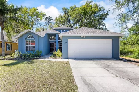503 Sugar Creek Dr, Plant City, FL 33563