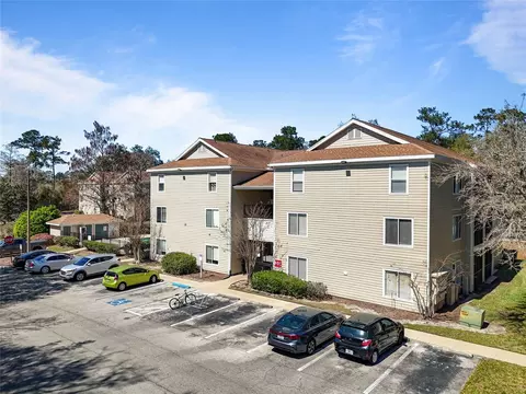 3800 SW 20th Ave #102, Gainesville, FL 32607