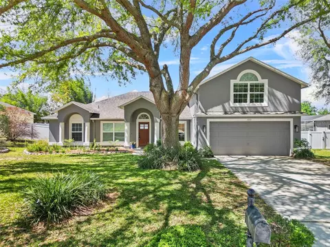 13201 Lakewind Dr, Clermont, FL 34711