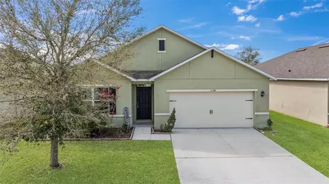 16140 Yelloweyed Dr, Clermont, FL 34714 photo 1
