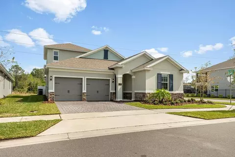 737 Hyperion Dr, Debary, FL 32713