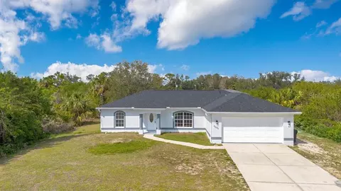 8896 Wawana Rd, North Port, FL 34287