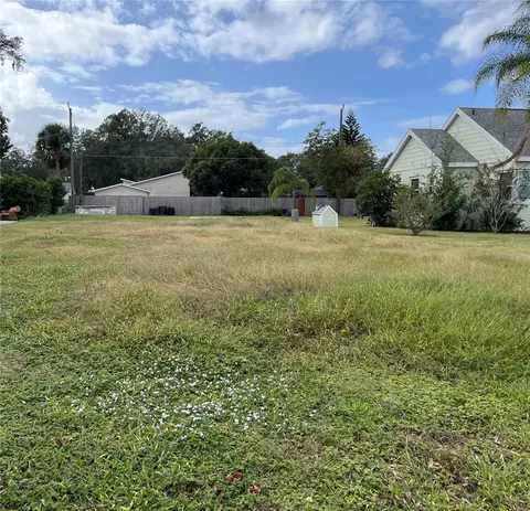 2436 Myrtle Ave, Sanford, FL 32771