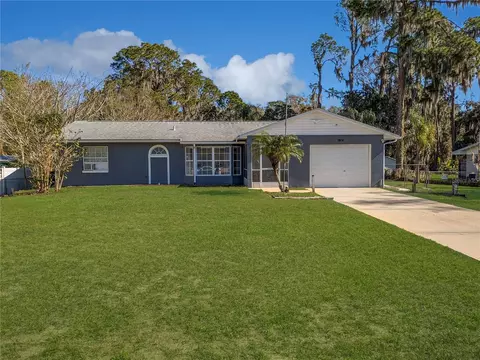 11847 Ocklawaha Dr, Leesburg, FL 34788