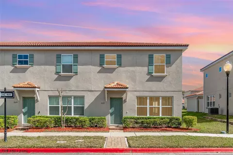 3127 Via Otero Dr, Kissimmee, FL 34744