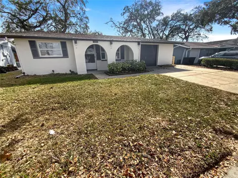 7310 San Moritz Dr, Port Richey, FL 34668