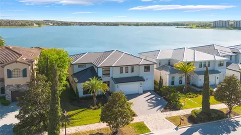16728 Bolsena Dr, Montverde, FL 34756