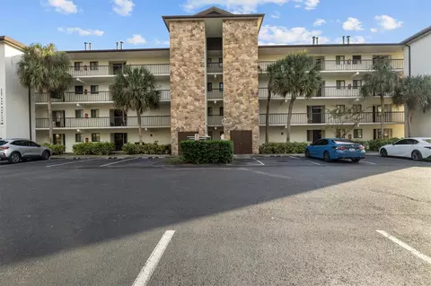 2037 San Marcos Dr SE #217, Winter Haven, FL 33880