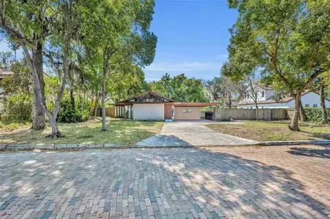 1560 Lakehurst Ave, Winter Park, FL 32789