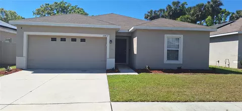 10417 Candleberry Woods Ln, Gibsonton, FL 33534