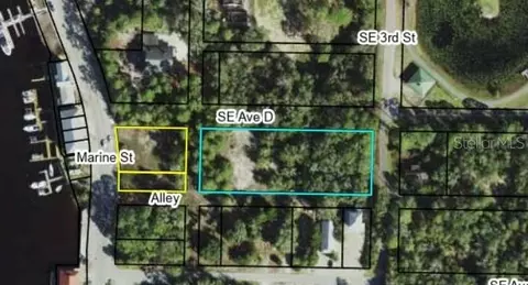 502504 Marine St, Carrabelle, FL 32322