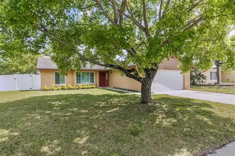 1045 Dishman Loop, Oviedo, FL 32765