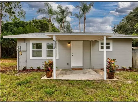 41214 Posey Dr, Eustis, FL 32736