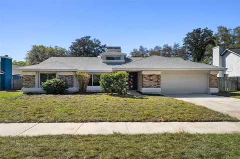 822 Swaying Palm Dr, Apopka, FL 32712