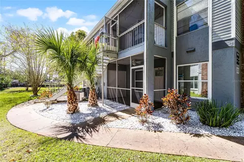 203 Northlake Dr, Sanford, FL 32773