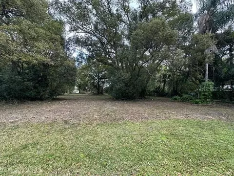 11 Rose Dr, Sanford, FL 32773