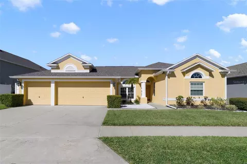 419 Coventry Rd, Davenport, FL 33897