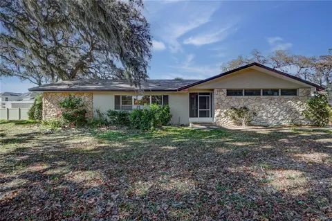 120 Lake Dr, Oviedo, FL 32765